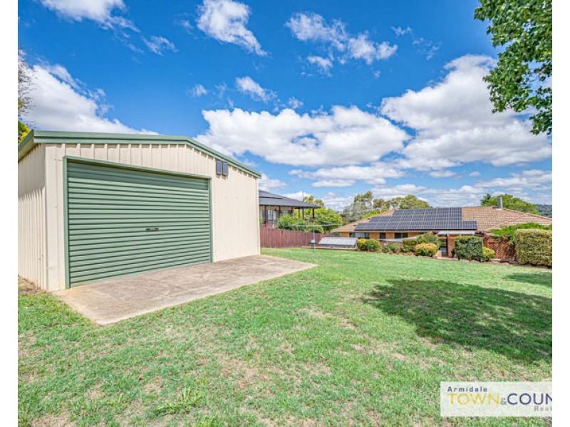 7 Schultz Avenue, Armidale NSW 2350