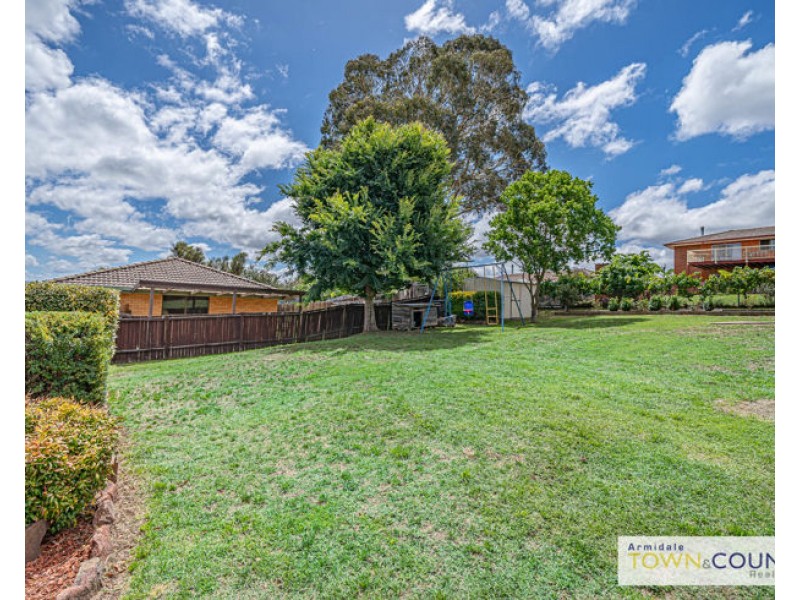 7 Schultz Avenue, Armidale NSW 2350