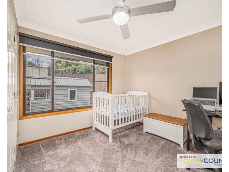 7 Schultz Avenue, Armidale NSW 2350