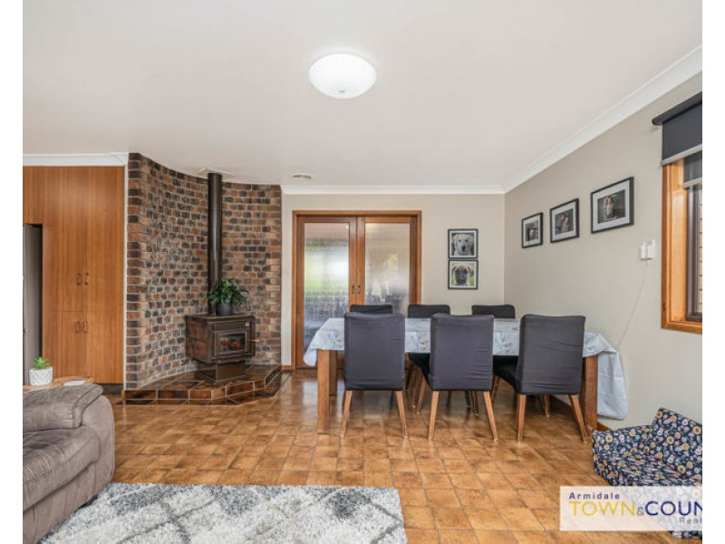 7 Schultz Avenue, Armidale NSW 2350