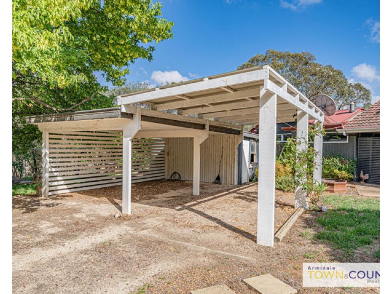 32 Pine Forest Road, Armidale NSW 2350