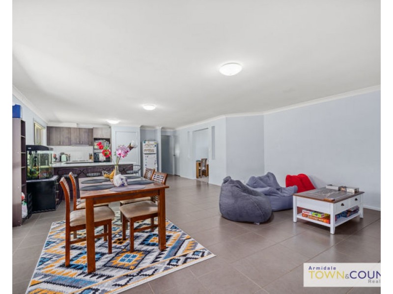 14 Earle Page Drive, Armidale NSW 2350