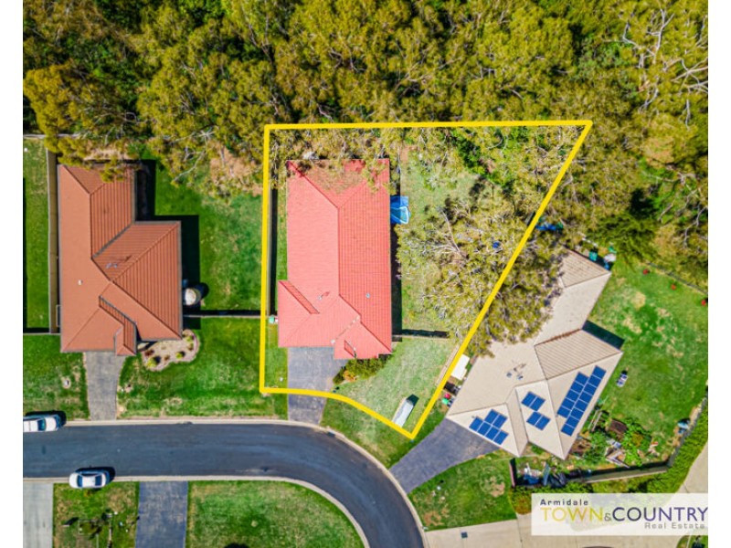 14 Earle Page Drive, Armidale NSW 2350
