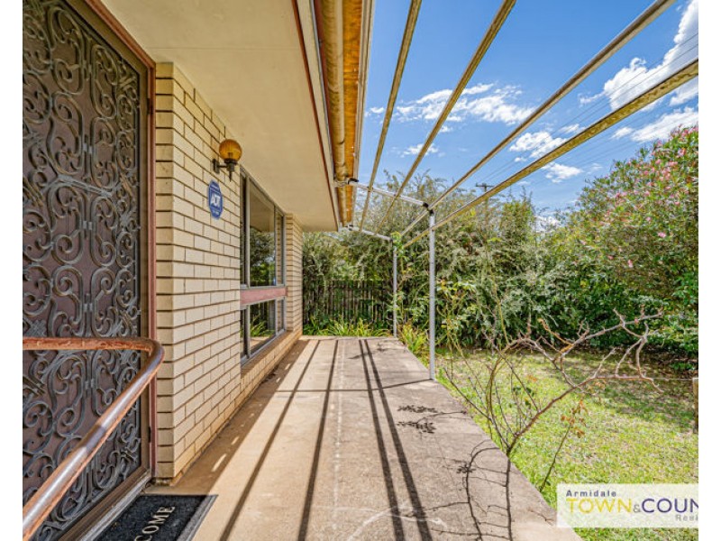 38 Grafton Road, Armidale NSW 2350