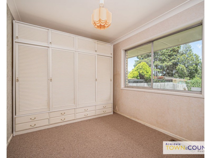 38 Grafton Road, Armidale NSW 2350