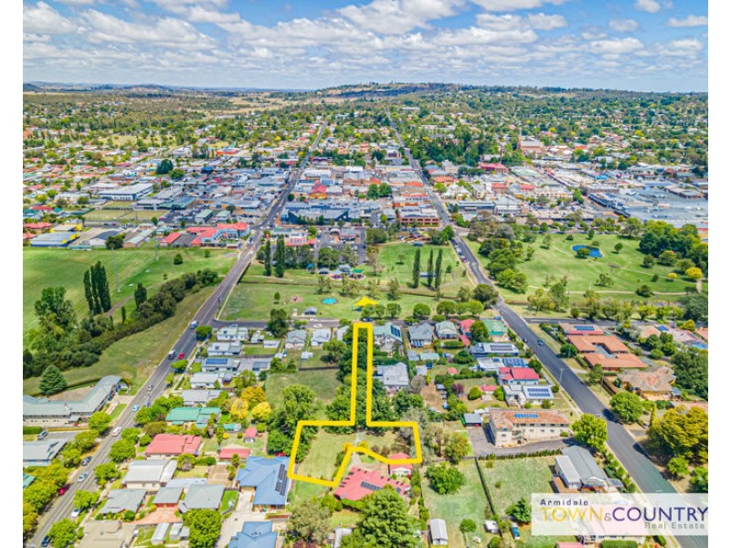 107B Kirkwood Street, Armidale NSW 2350