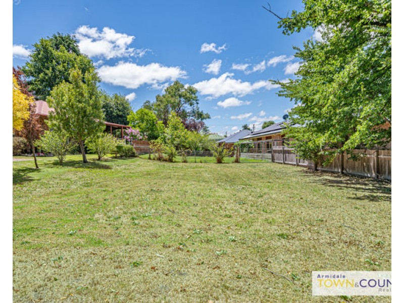 107B Kirkwood Street, Armidale NSW 2350
