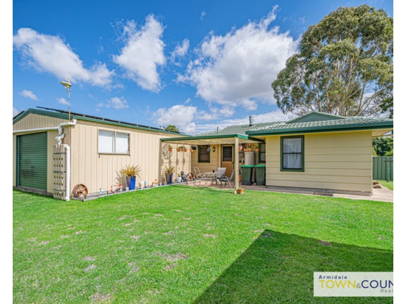 7 McIntosh Crescent, Armidale NSW 2350