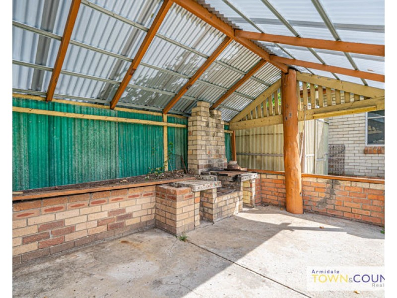 190 Barney Street, Armidale NSW 2350