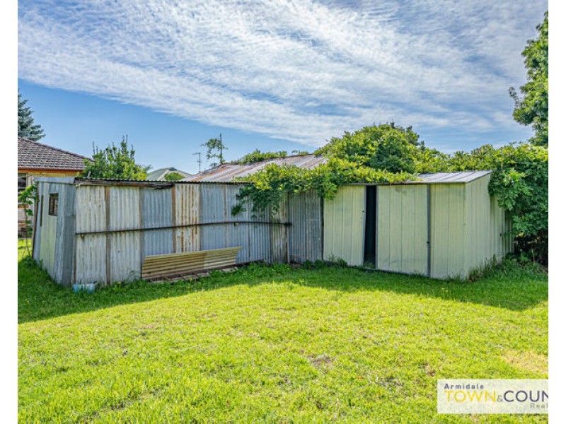 190 Barney Street, Armidale NSW 2350