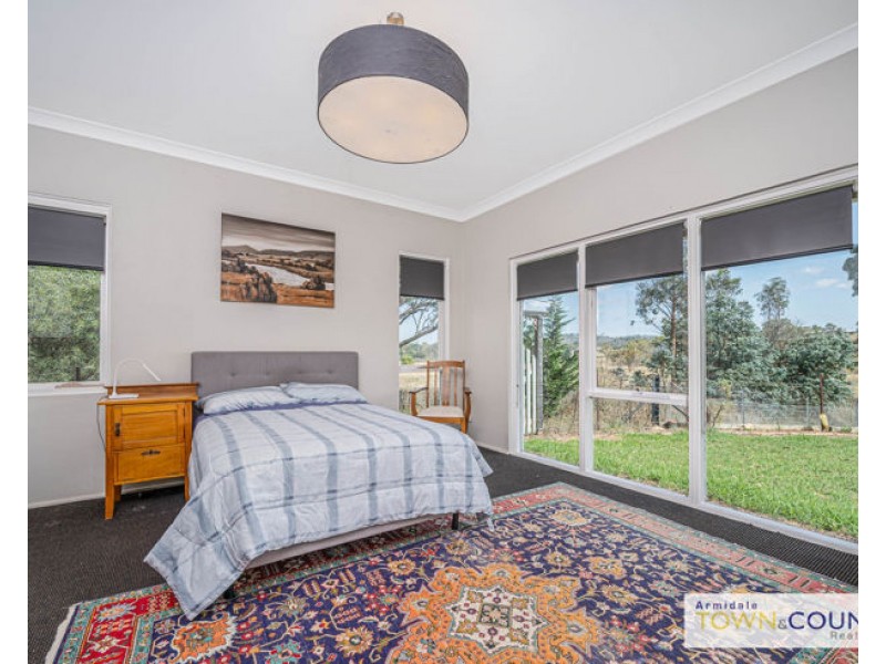 32 Pine Forest Road, Armidale NSW 2350