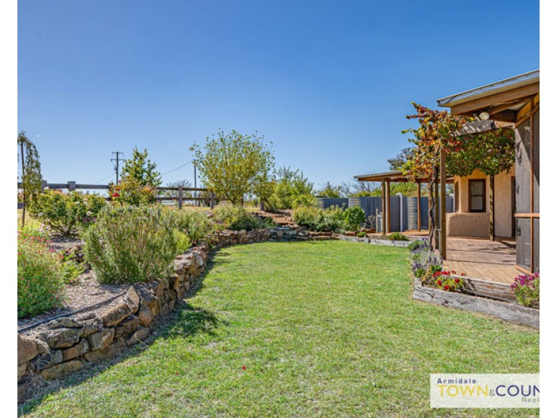 27 Stringybark Ridge Road, Armidale NSW 2350
