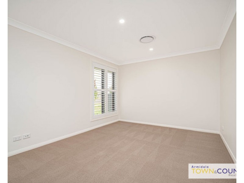 23 Holmfield Drive, Armidale NSW 2350