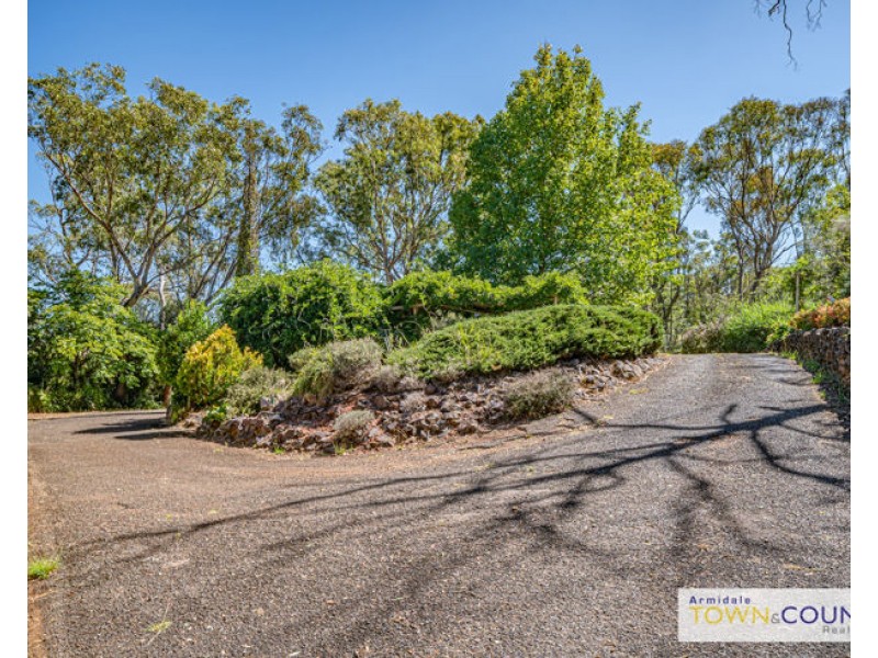 122 Cookes Road, Armidale NSW 2350