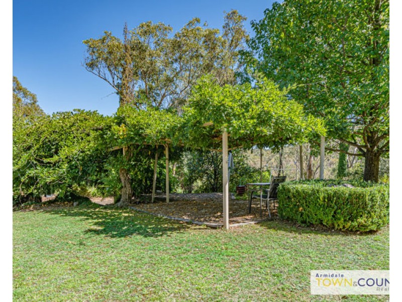 122 Cookes Road, Armidale NSW 2350