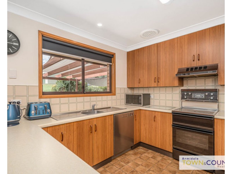 7 Schultz Avenue, Armidale NSW 2350