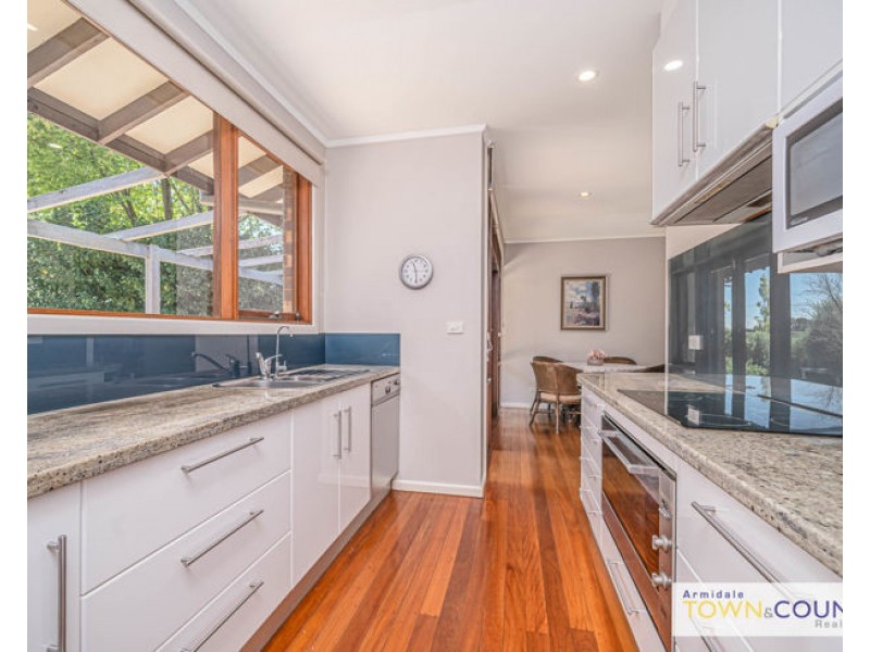 1 Bona Vista Road, Armidale NSW 2350