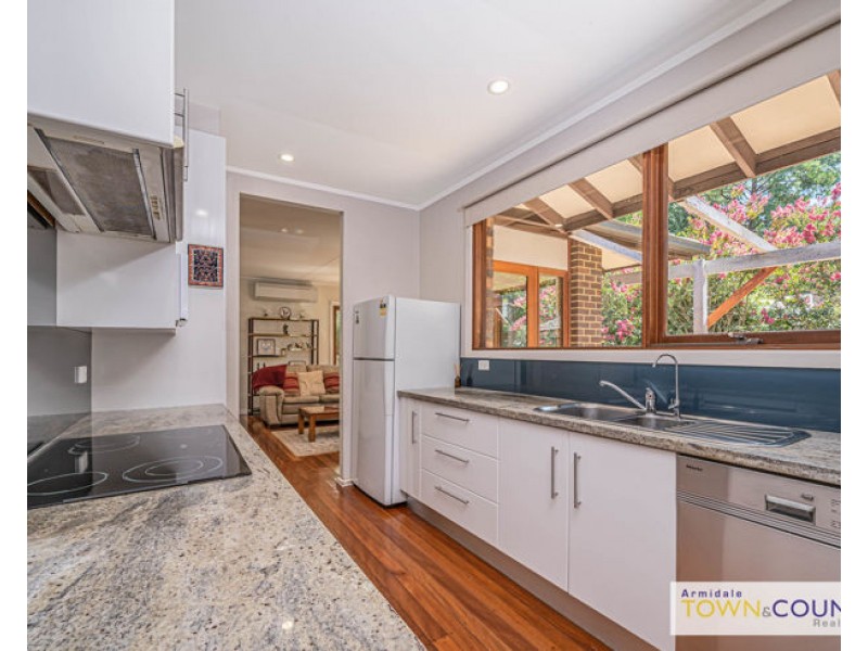 1 Bona Vista Road, Armidale NSW 2350