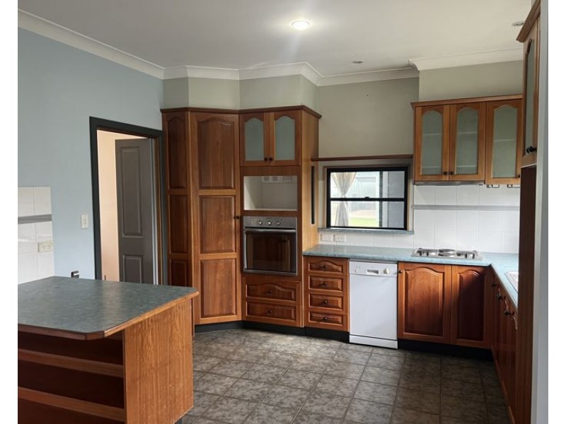 236 Mann Street, Armidale NSW 2350