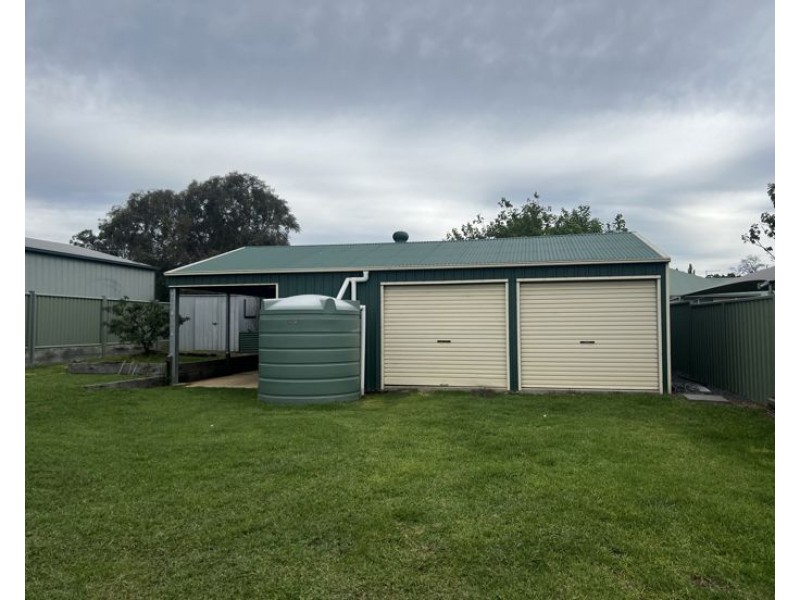 236 Mann Street, Armidale NSW 2350