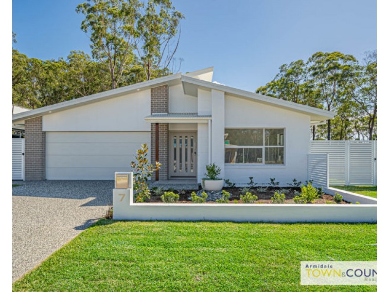 7 Halyard Avenue, Moonee Beach NSW 2450