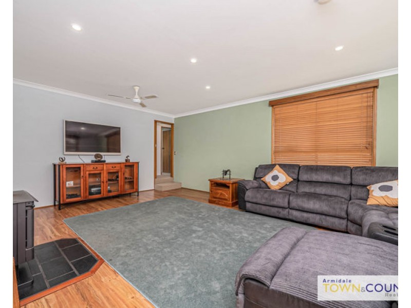 144 Mundays Lane, Armidale NSW 2350