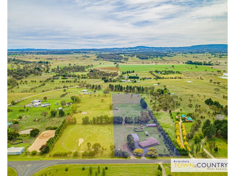 144 Mundays Lane, Armidale NSW 2350