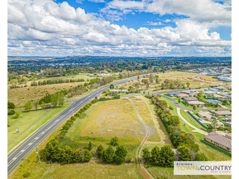 8 Link Road, Armidale NSW 2350
