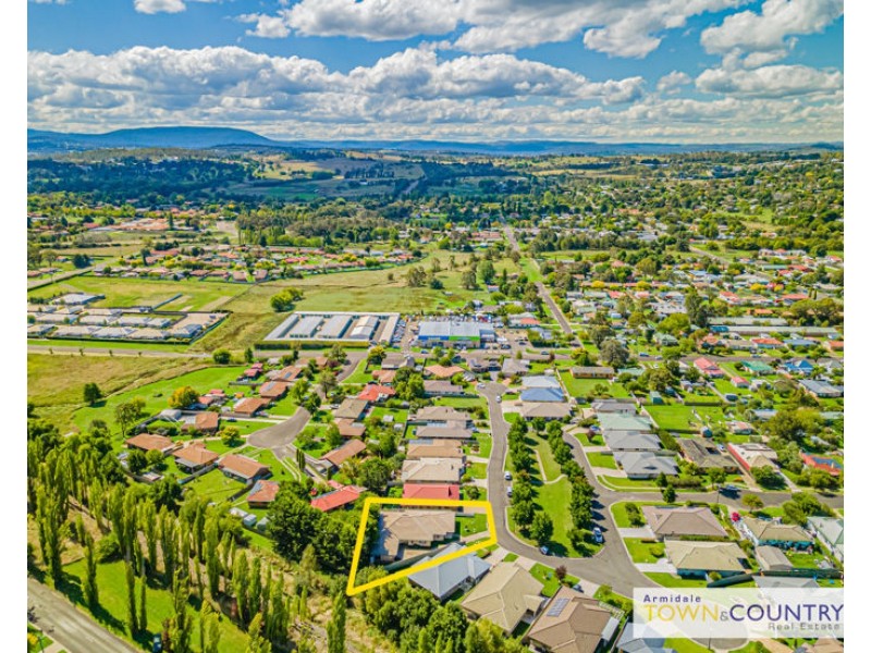 10 Rusden Court, Armidale NSW 2350