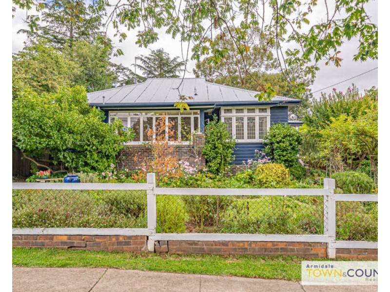 138 Faulkner Street, Armidale NSW 2350