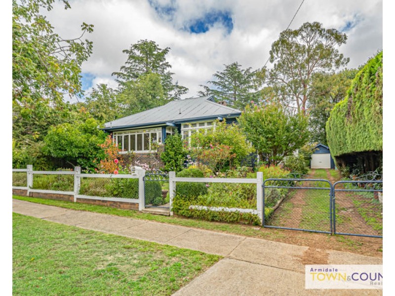 138 Faulkner Street, Armidale NSW 2350
