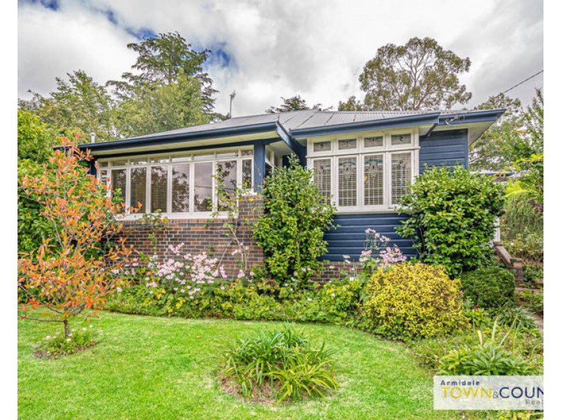138 Faulkner Street, Armidale NSW 2350