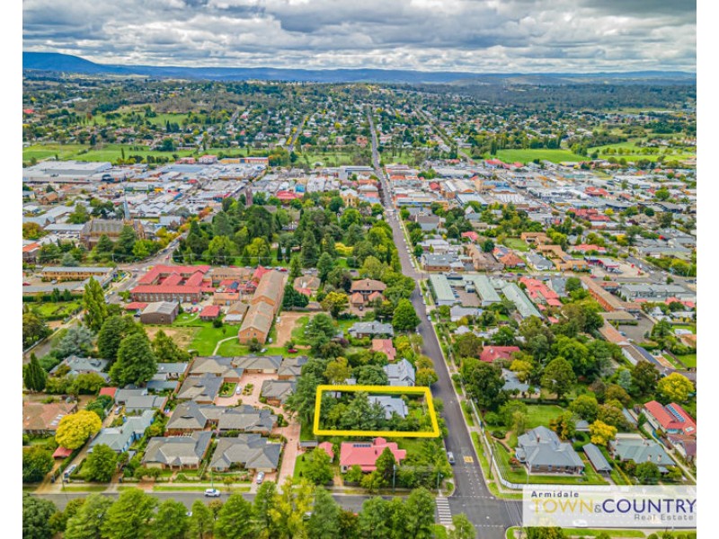 138 Faulkner Street, Armidale NSW 2350