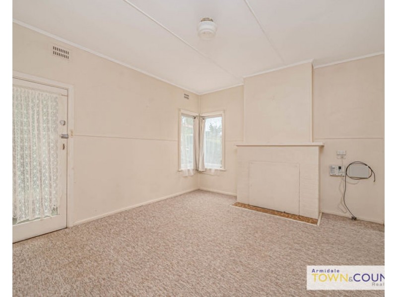 6 Quin Avenue, Armidale NSW 2350