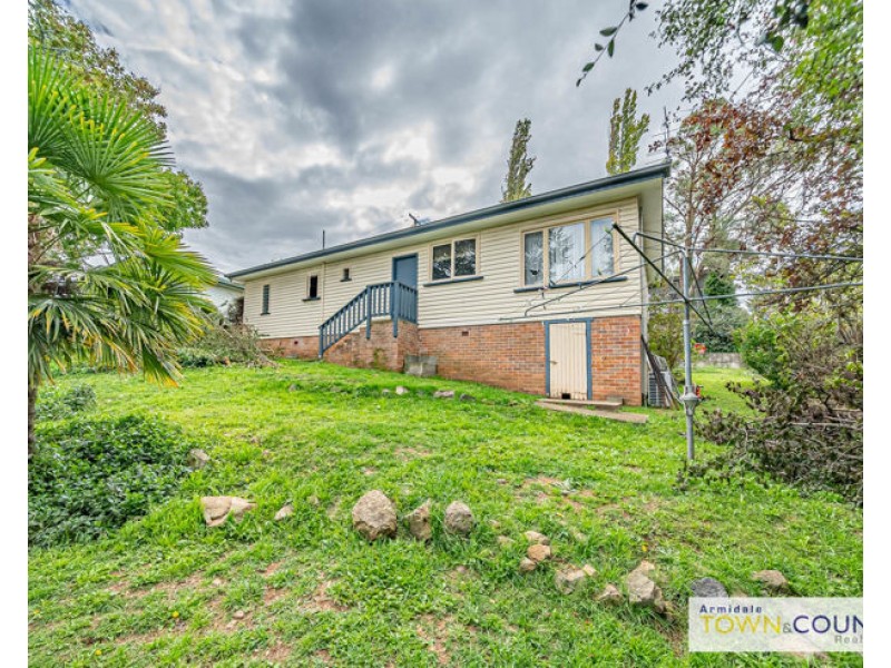 6 Quin Avenue, Armidale NSW 2350