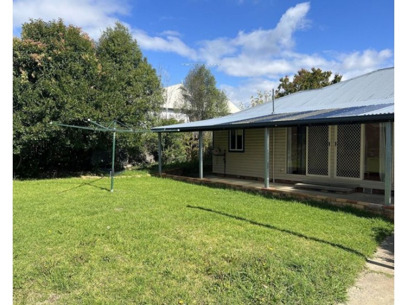 29 Hill Street, Uralla NSW 2358