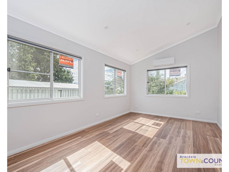 20 Holmes Avenue, Armidale NSW 2350