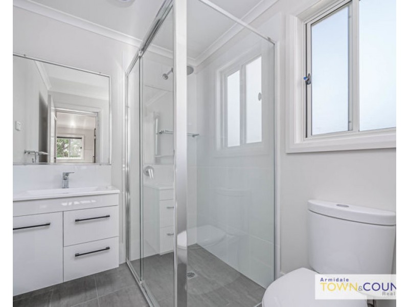 20 Holmes Avenue, Armidale NSW 2350