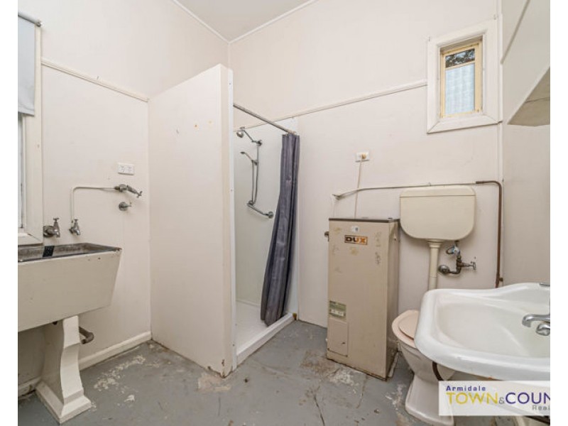 194 Brown Street, Armidale NSW 2350