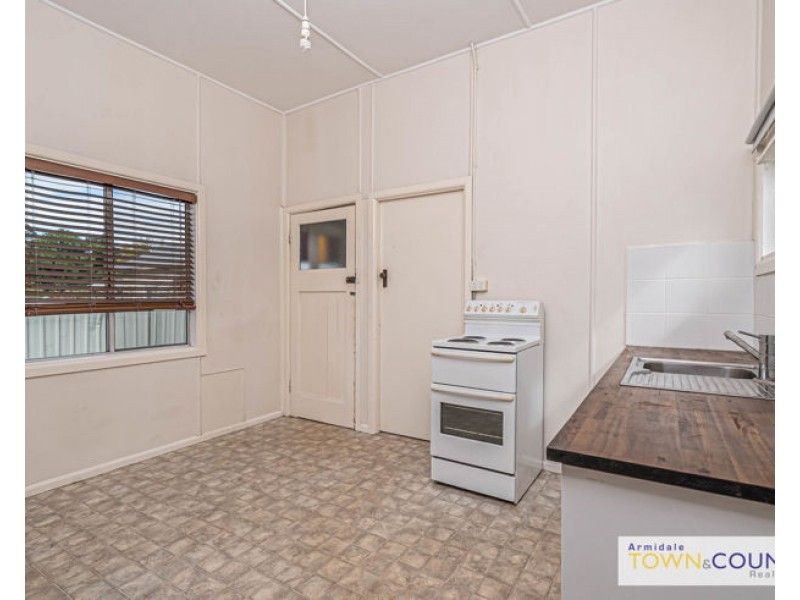 194 Brown Street, Armidale NSW 2350