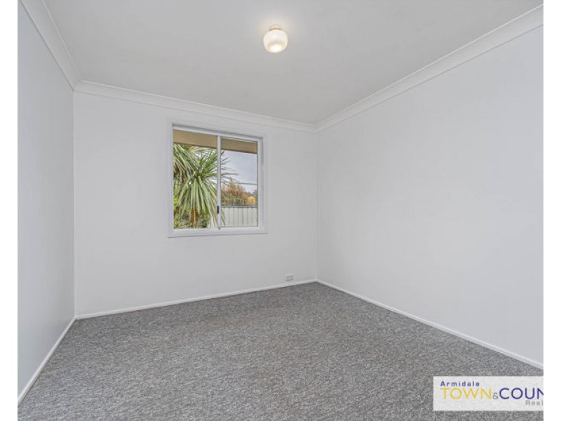 1/8 Centennial Close, Armidale NSW 2350