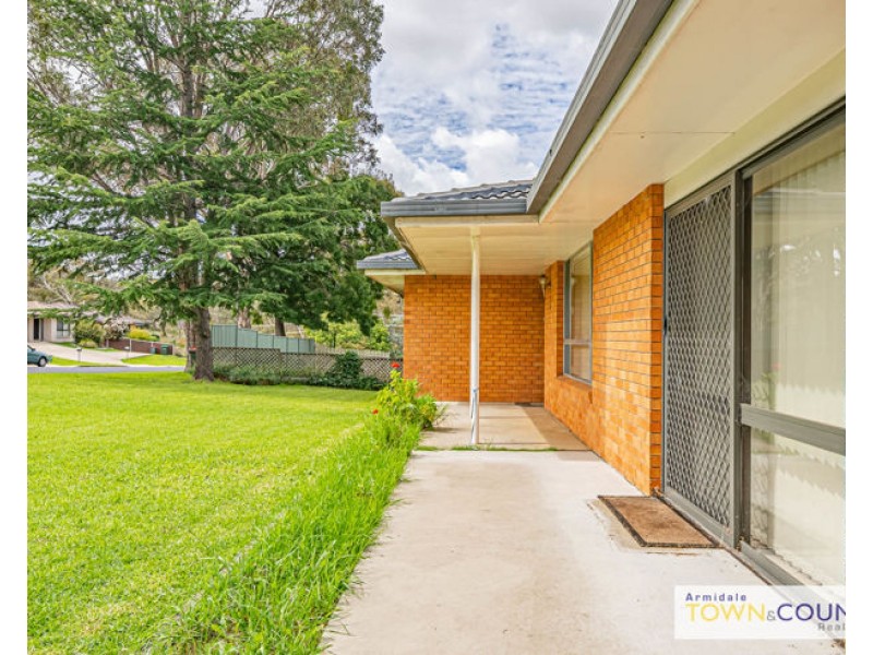 2 Gordon Street, Armidale NSW 2350