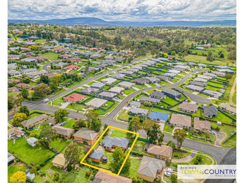 2 Gordon Street, Armidale NSW 2350