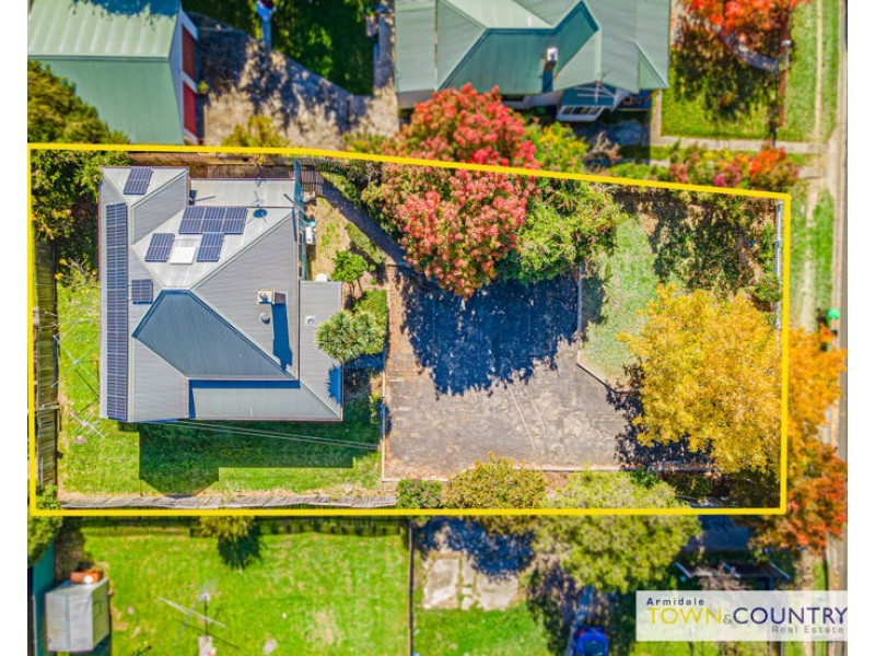 52 Niagara Street, Armidale NSW 2350