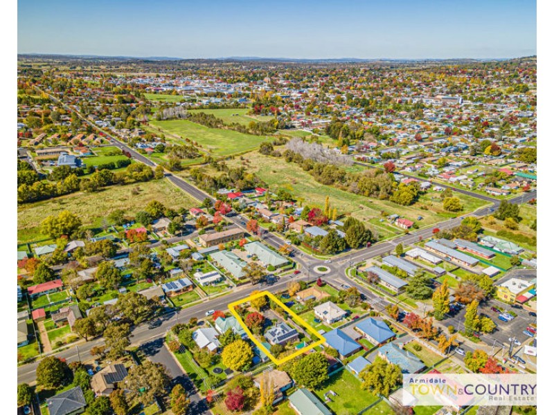 52 Niagara Street, Armidale NSW 2350