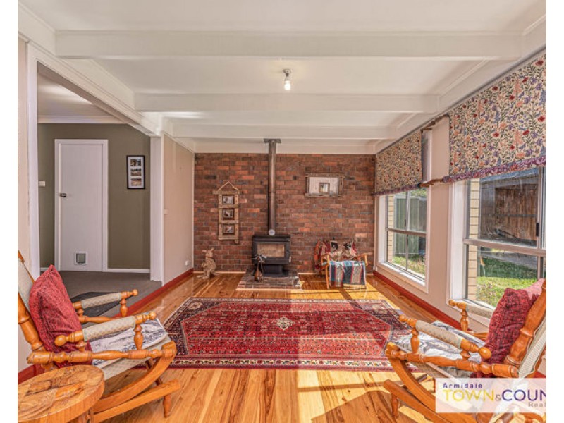 17 Watson Avenue, Armidale NSW 2350