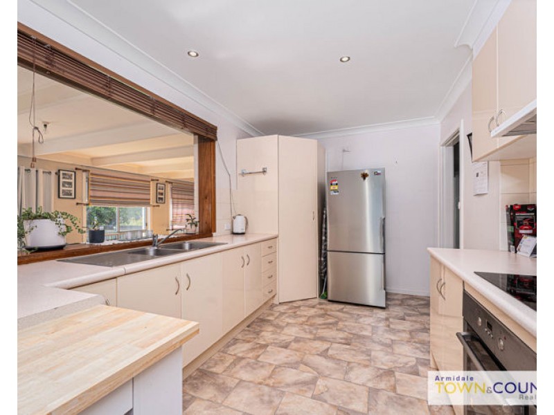 17 Watson Avenue, Armidale NSW 2350