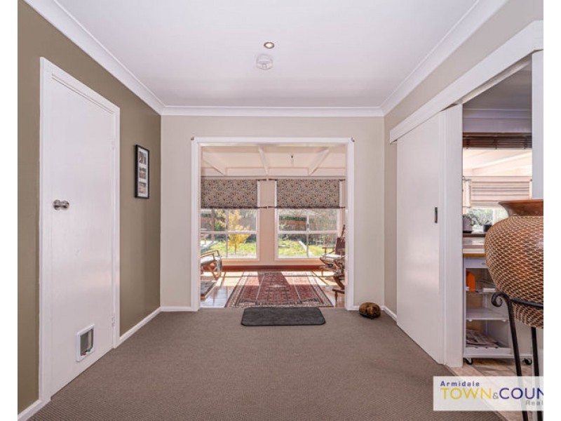 17 Watson Avenue, Armidale NSW 2350