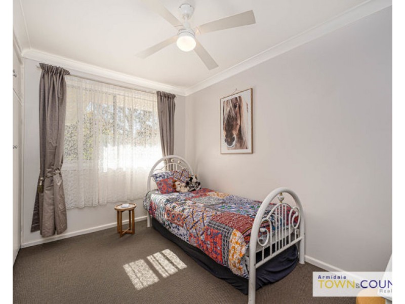 17 Watson Avenue, Armidale NSW 2350