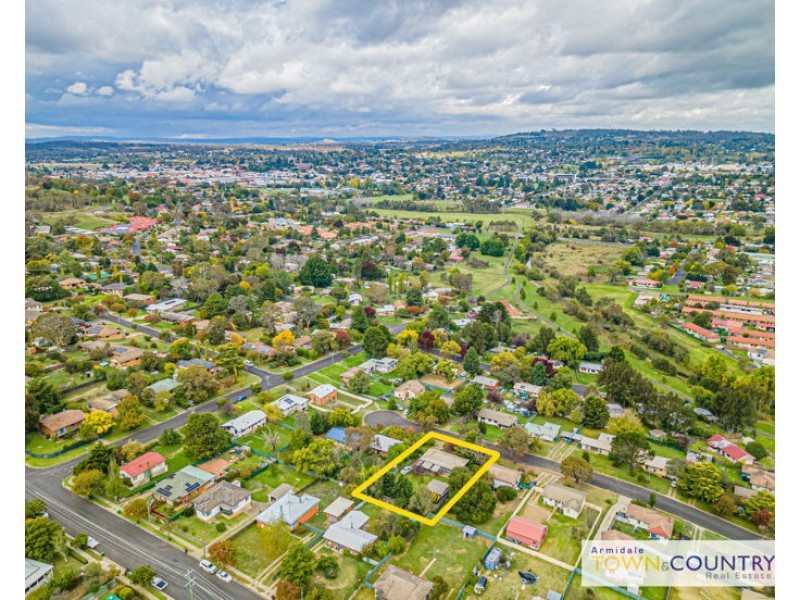 7 Herbert Lane, Armidale NSW 2350